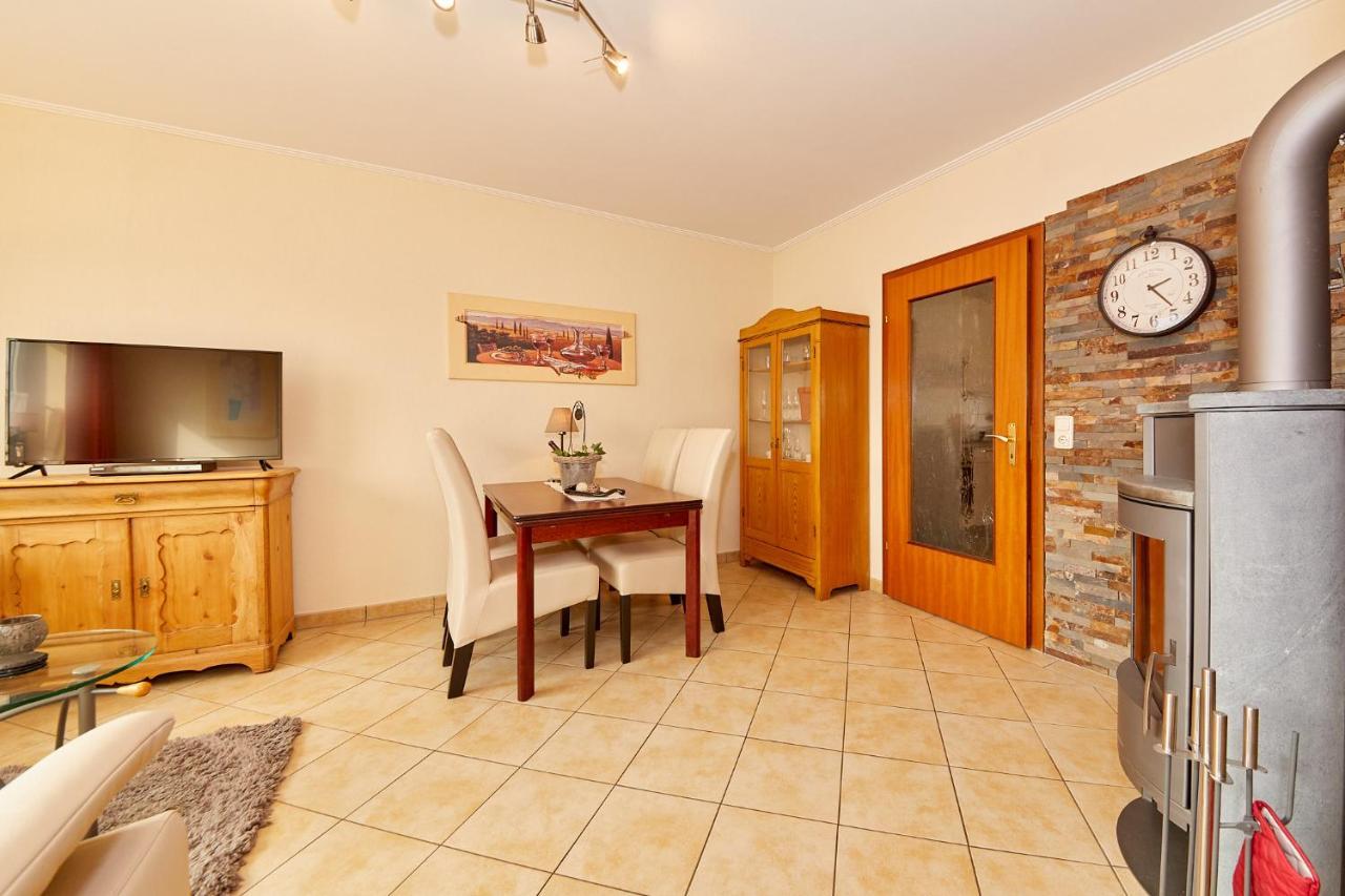 Ferienwohnung-Vinothek Keifer Kinheim Esterno foto