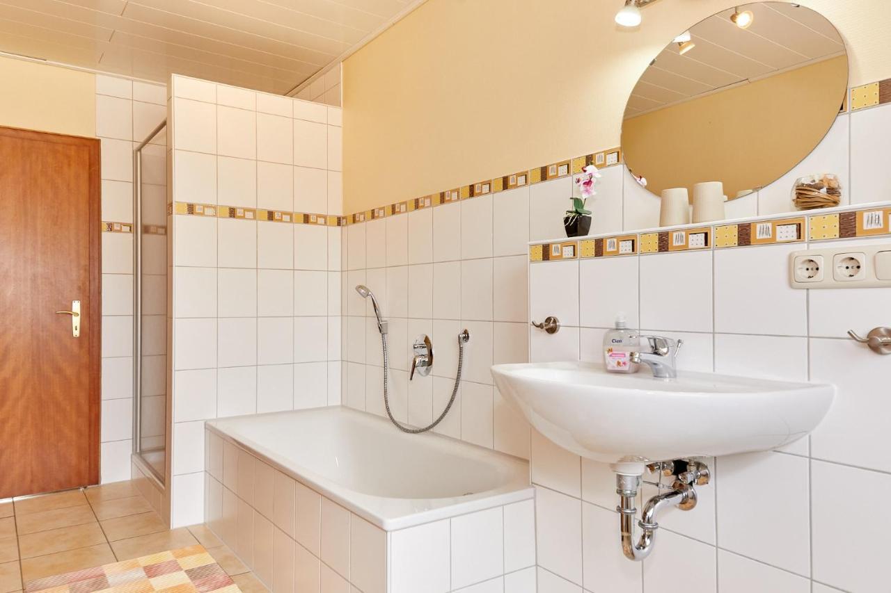 Ferienwohnung-Vinothek Keifer Kinheim Esterno foto
