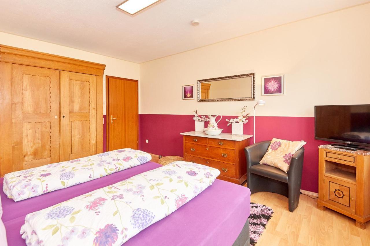 Ferienwohnung-Vinothek Keifer Kinheim Esterno foto